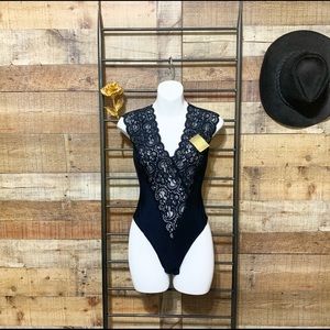 | gottex | VINTAGE Lace Bodysuit